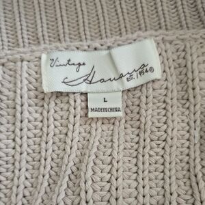 Cableknit "Vintage Havana" Women's Beige Sweater